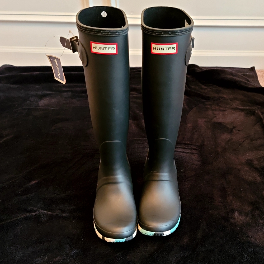 Hunter Boots-Tall Matte Black (New w/Tags)
